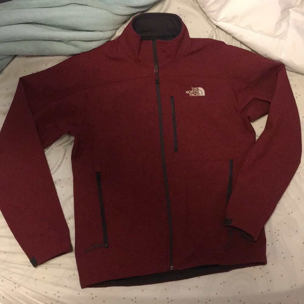 Men’s North Face jacket BRAND NEW size medium